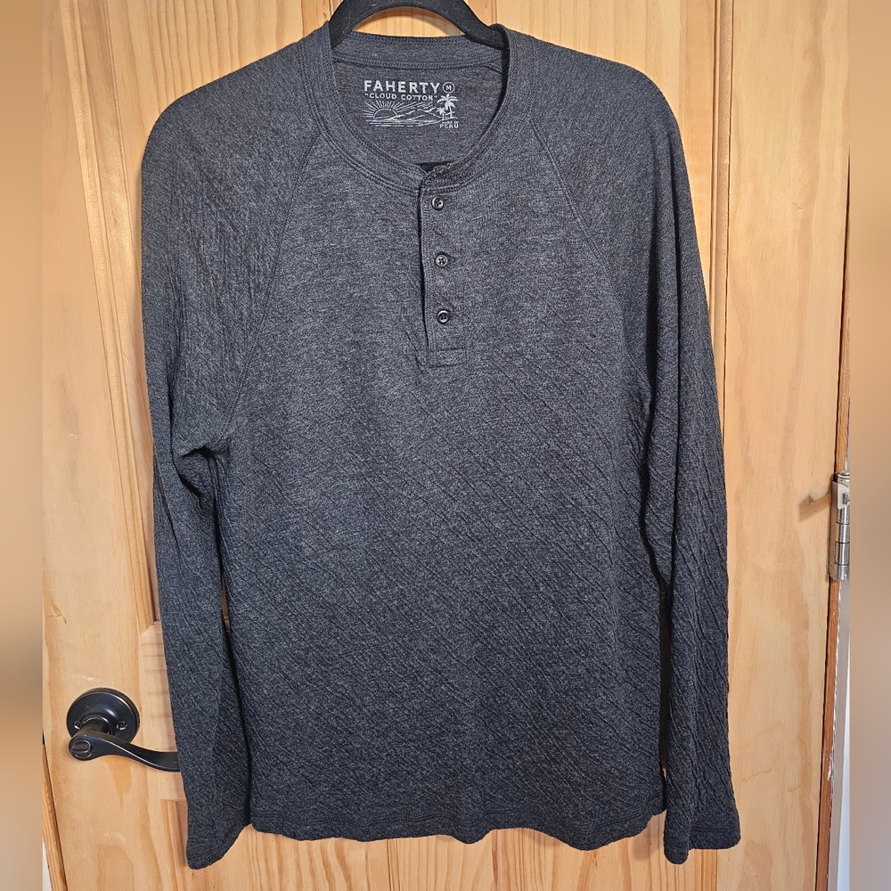 Faherty Men's Charcoal Long Sleeve Henley